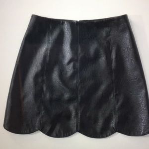 NWT Vegan leather scalloped mini skirt